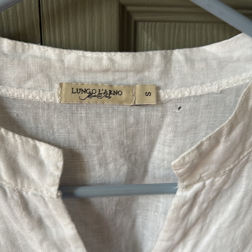 Button-up Blouse - Picture 3 of 3